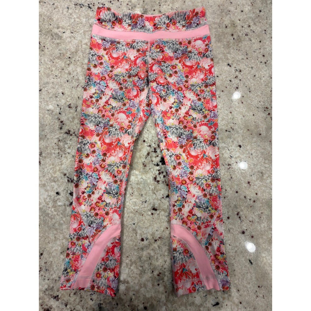 Lululemon Run Inspire Crop II Flowabunga Multi Size 4